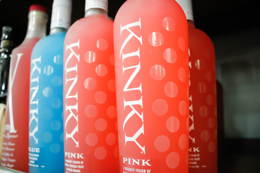 Kinky Alcohol drinking addiction therapy